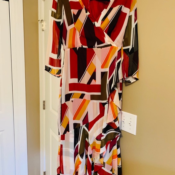 Dress - Picture 2 of 3